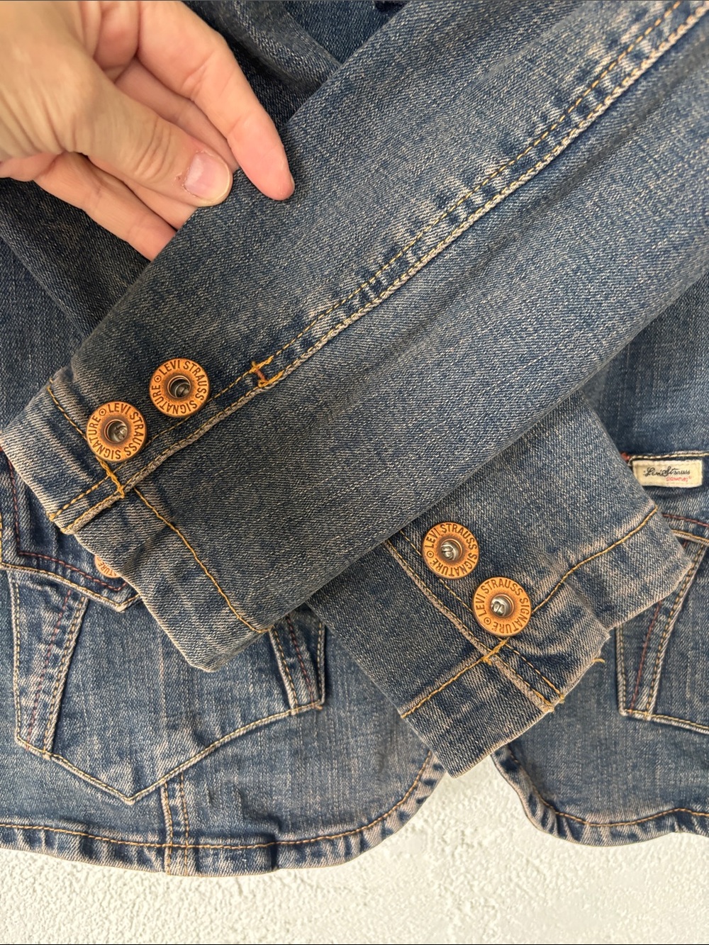 LEVIS Jean Jacket - Picture 5 of 5
